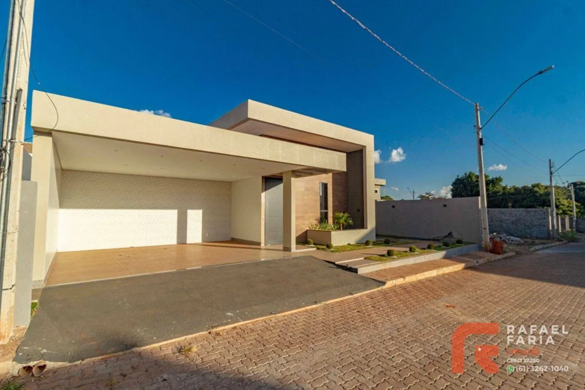 RAFAEL FARIA Imob vende excelente casa de 3 quartos, sendo uma suíte master com ...