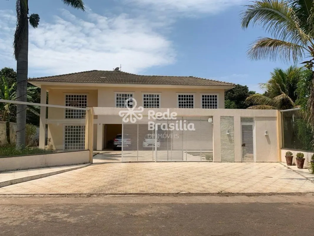 SMPW Q 03 | Casa de 6 Quartos sendo 3 Suítes com 4 Vagas de Garagem - Park WayCa...