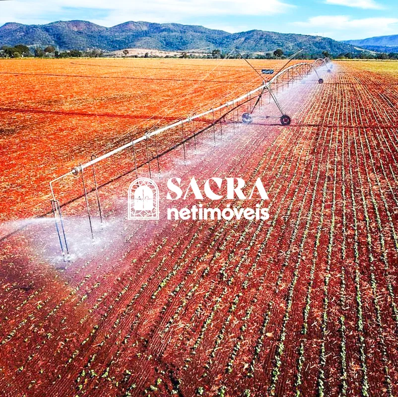 •Área 125 hectares•Casa sede 200m² :03 suítes com ar condicionado, dois quartos,...