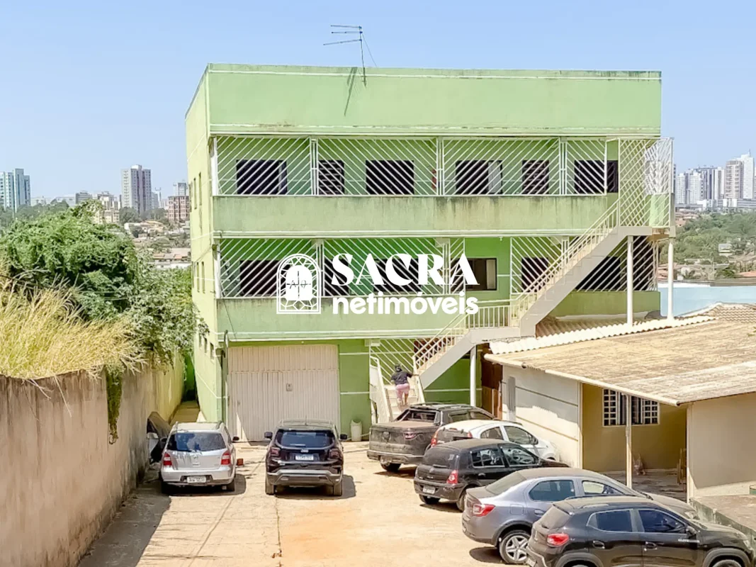 Vendo lote de 1012 metros quadrados na Rua 4 de Vicente Pires, em ótima localiza...