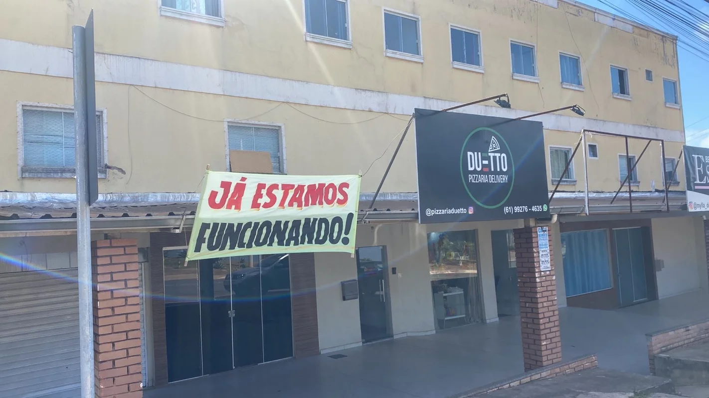 VENDE - SE PRÉDIO COM 14 APTOS NO VICENTE PIRES!!!Sao 14 aptos no total!03 aptos...