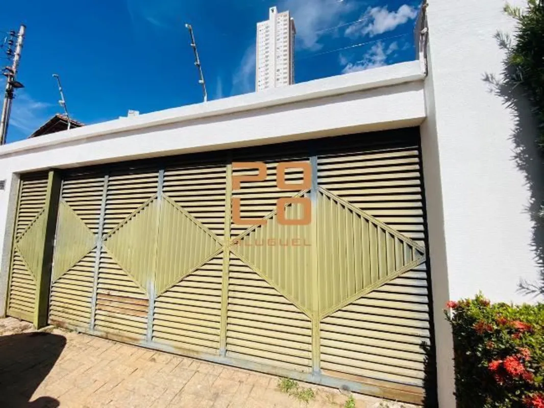Casa térrea para alugar no Setor Jardim América, com 400 m² de área.O imóvel con...
