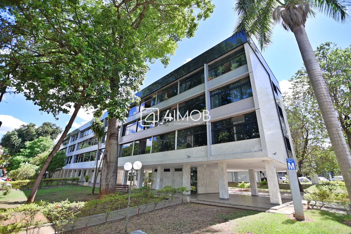 Descubra o seu novo lar neste aconchegante apartamento. Este encantador espaço d...