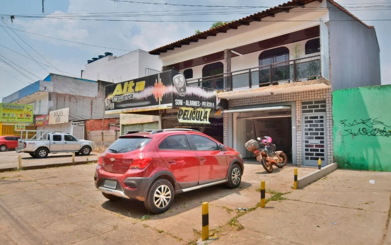 Loja Comercial para Aluguel – QNM 10 Conjunto A, Ceilândia NorteÁrea útil: 60 m²...