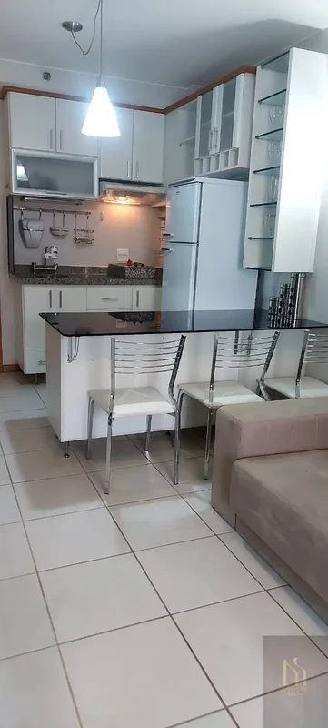 FLAT HOTEL BIARRITZ – ANDAR ALTO, DIVIDIDO (COPA/SALA,1 QUARTO, SALA, VARANDA)GA...