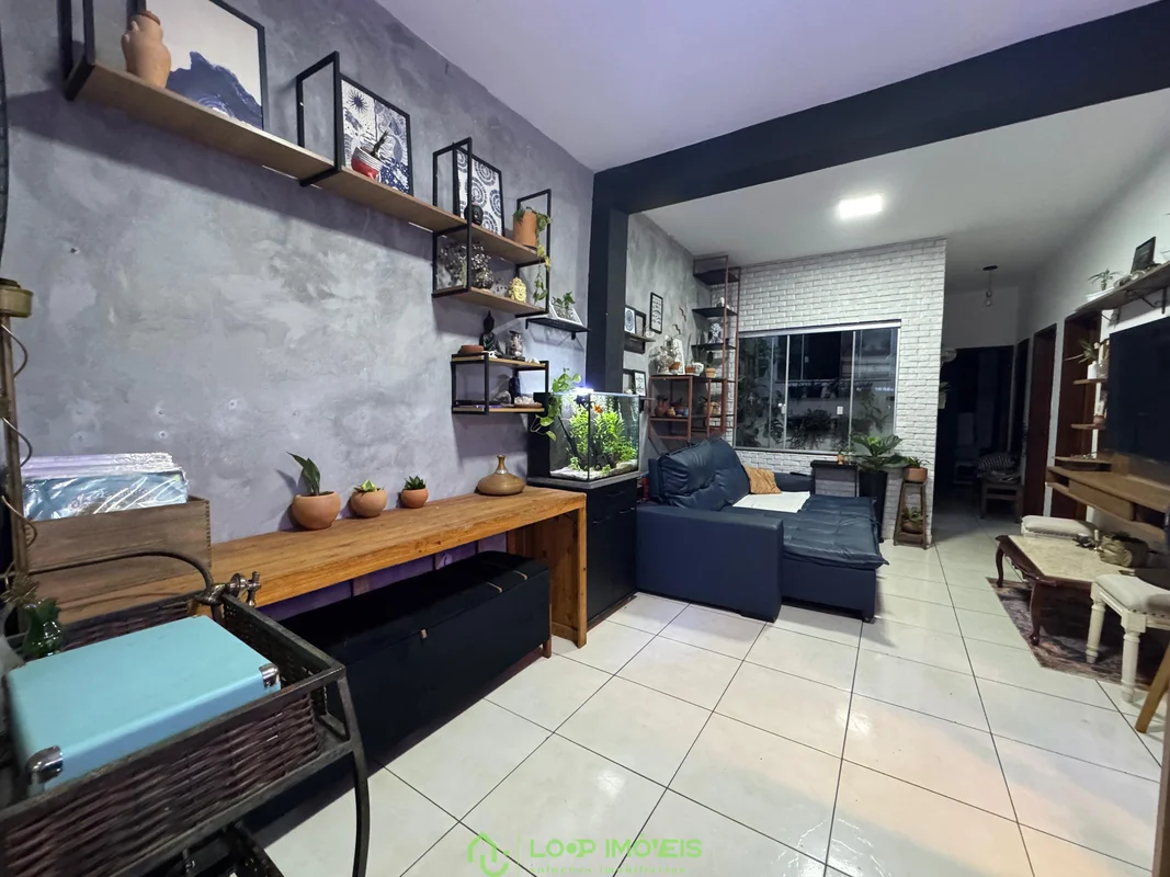 Está procurando uma casa térrea, com ótima localização? Podemos solucionar isso ...