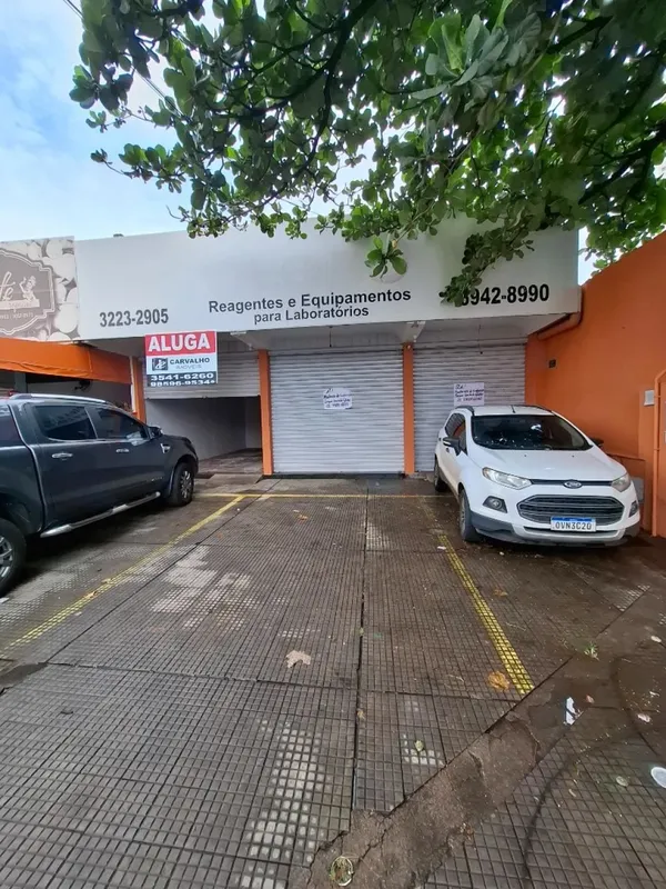 Apresentamos uma sala comercial de 104 m², perfeita para empresas que buscam um ...