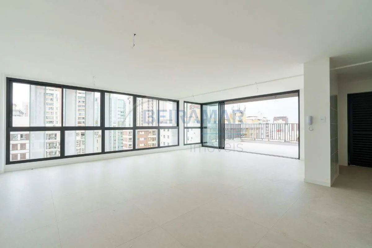 Penthouse de 2 Suítes com Lavabo e Terraço Privativo à Venda no Casa 35 - Águas ...