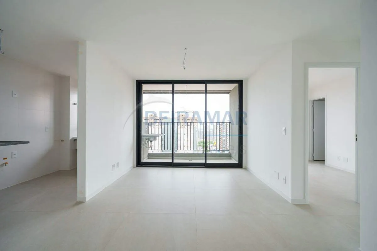 Apartamento de 2 Suítes, Varanda e 1 Vaga de Garagem à Venda no Casa 35 - Águas ...