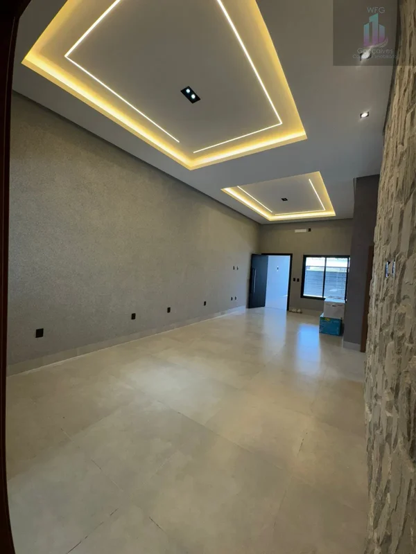 •CASA ALTISSIMO PADRAO 03 SUITES NO JARDIM ATLANTICO•Casa Nova de Alto Padrão – ...
