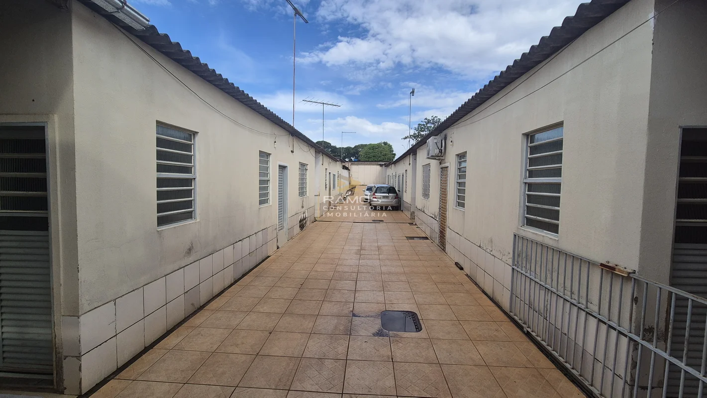 PROJETO DE INVESTIMENTO EM ALUGUEL MUITO BEM CONSTRUÍDO6 CASAS EM LOTE DE 525,00...