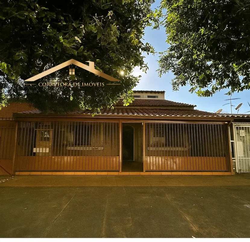 Este é o resumo da excelente oportunidade de casa térrea na SHIGS 715, Asa Sul, ...