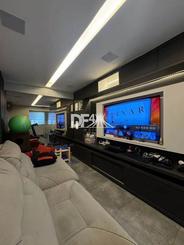 Residencial Città ? Águas Claras, BrasíliaLinda cobertura duplex reformada, com ...