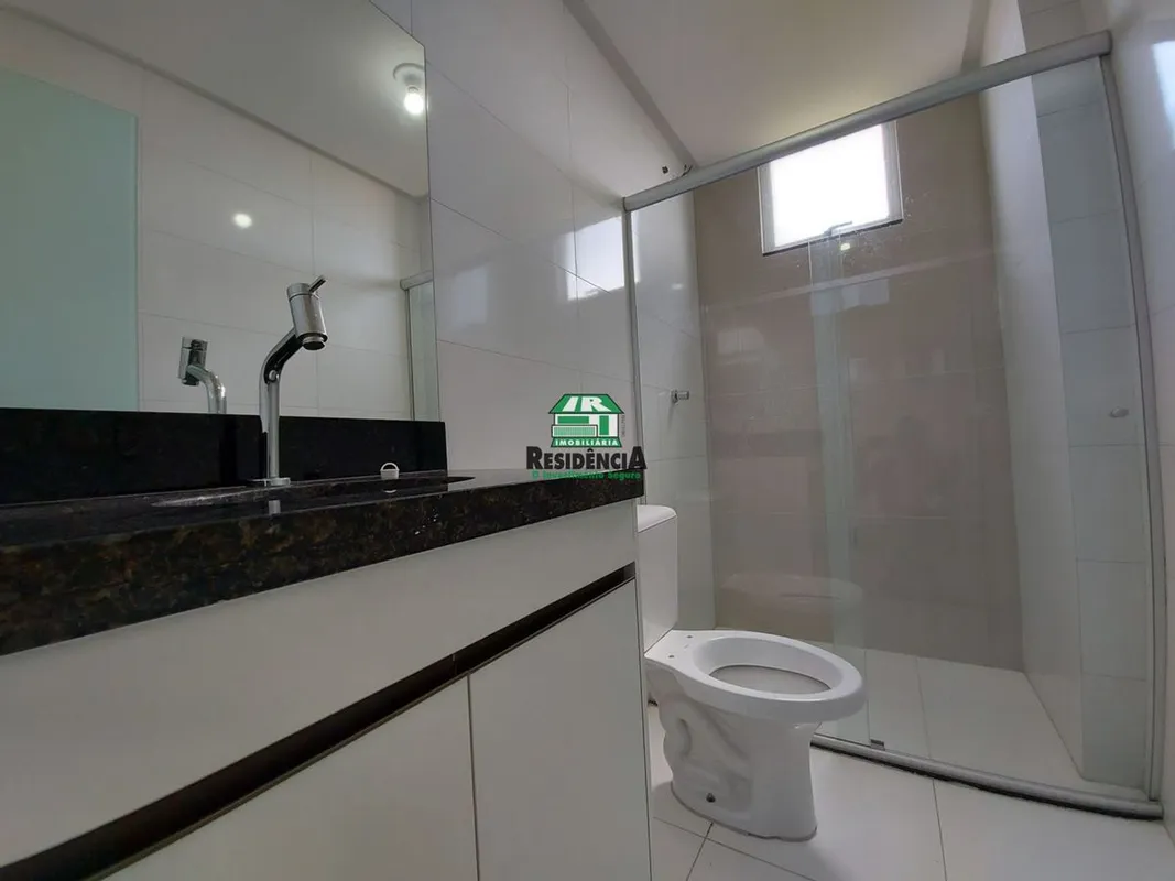 Kitnet contendo: 01 quarto com escrivaninha e armário, cozinha com armários plan...