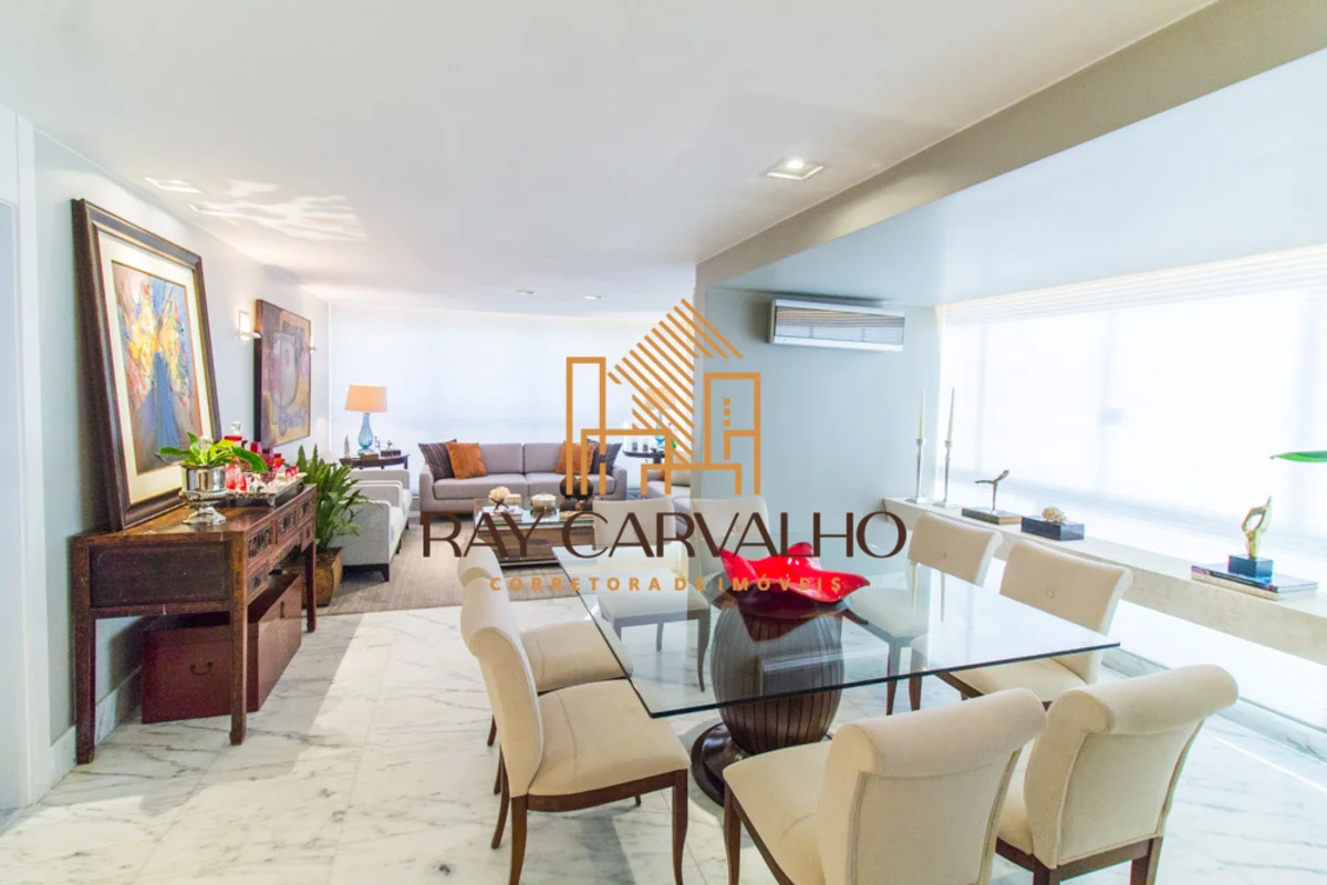 COBERTURA DUPLEX DE CANTO VAZADA REFORMADÍSSIMA – 3 SUÍTES – 269 m²UM VERDADEIRO...