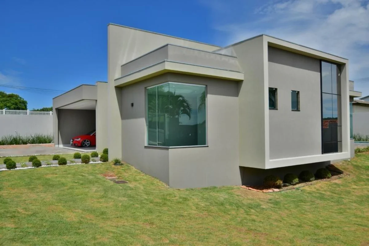 CASA NOVA À VENDA – CONDOMÍNIO FECHADO COM NATUREZA E LAZER!Localização privileg...
