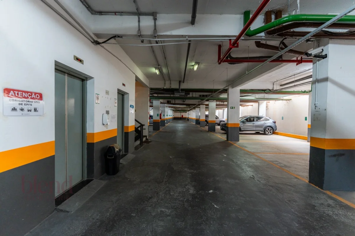 Garagem no Edifício San Marino, localizado na SEPS 707/907, ASA SUL, Brasília-DF...
