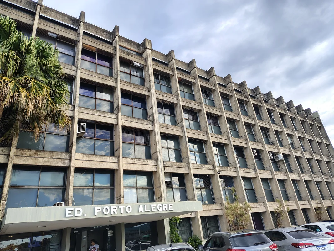 Alugamos ótima Sala no SEP/Sul, EQ 714/914, Bloco "A" Sala 205 - Ed. Porto Alegr...