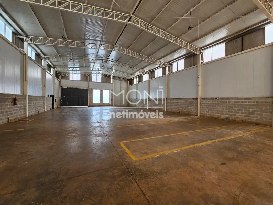 Lote para aluguel com 483,23m² Excelente lote disponível para locação, com 483,2...
