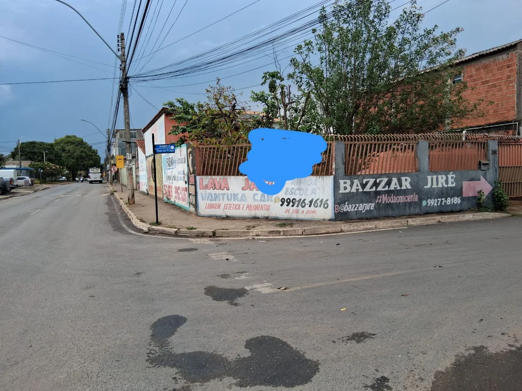 Lote Comercial - Vila Planalto de esquina 302m2 Rua da praça excelente para o ve...
