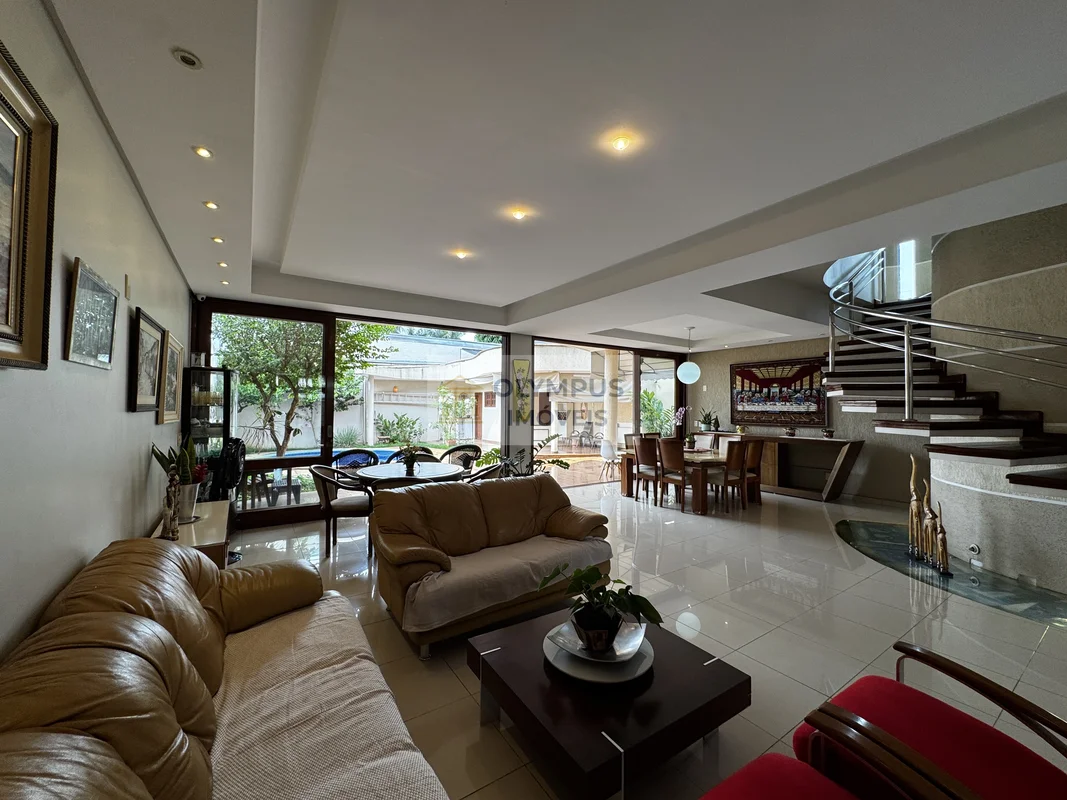 Sobrado 5 Suítes — 352m² — Lote 396m² — Redução de R$ 190.000 — Setor Parque Anh...