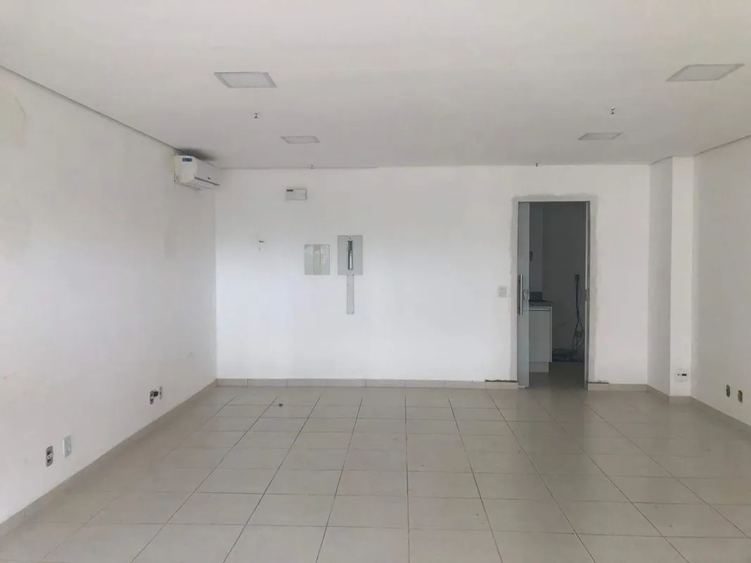 Loja Comercial para Venda no Residencial Le Club - Águas Claras | Ideal para Esc...