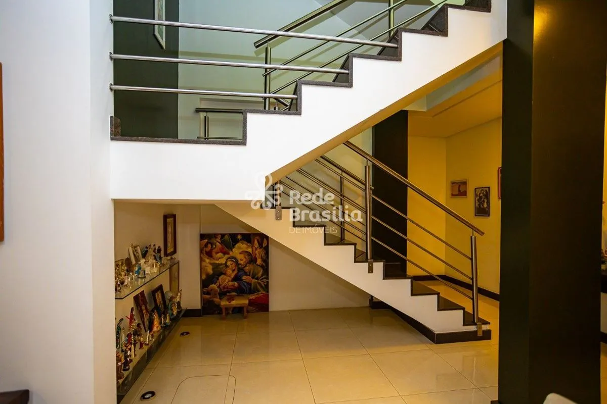 Casa à venda com 4 quartos no Guara II, Guará - R$ 1.39