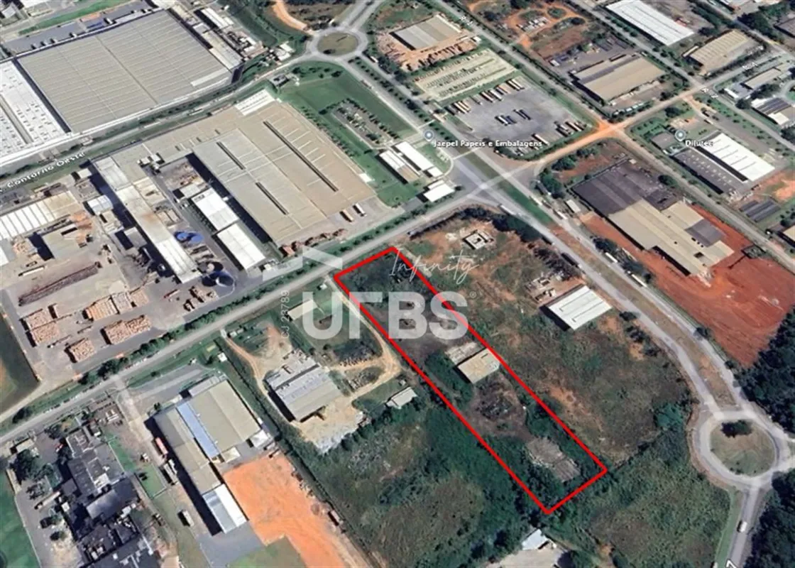 COD U-0027026 - Área Industrial à Venda em Senador Canedo – 12.500 m² no Distrit...