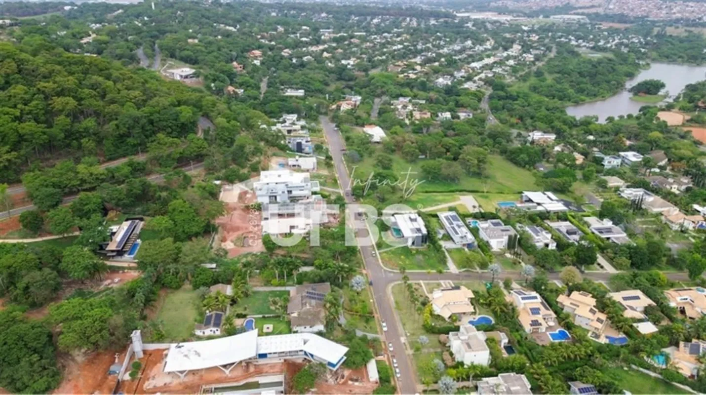 COD U-0028351 - Terreno Exclusivo à Venda no Aldeia do Vale – Frente para a Aven...