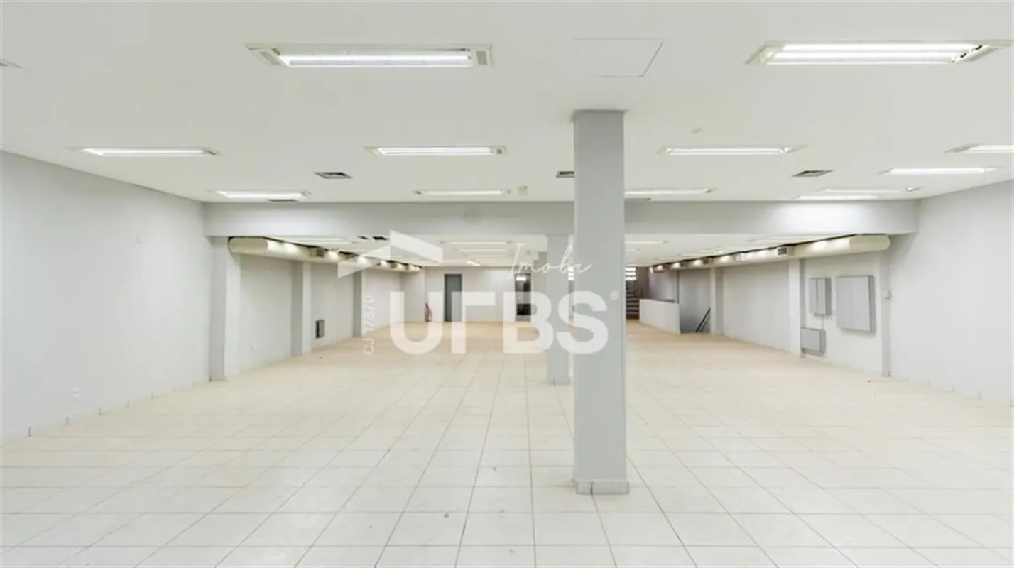 COD U-0027899 - Prédio Comercial na Avenida Independência – Setor Norte Ferroviá...