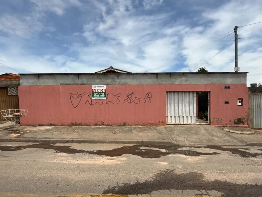 Casa à Venda no Setor Rio Branco ? Goiânia (Saída para Rio Verde)Endereço: Rua A...