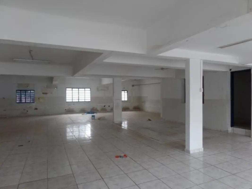 Sala para locação com área total de 163,00 m², Setor Central. Imóvel pronto para...