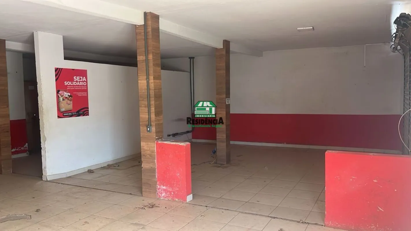 Galpão - Área 353m²- 18m de frente 07/11/25