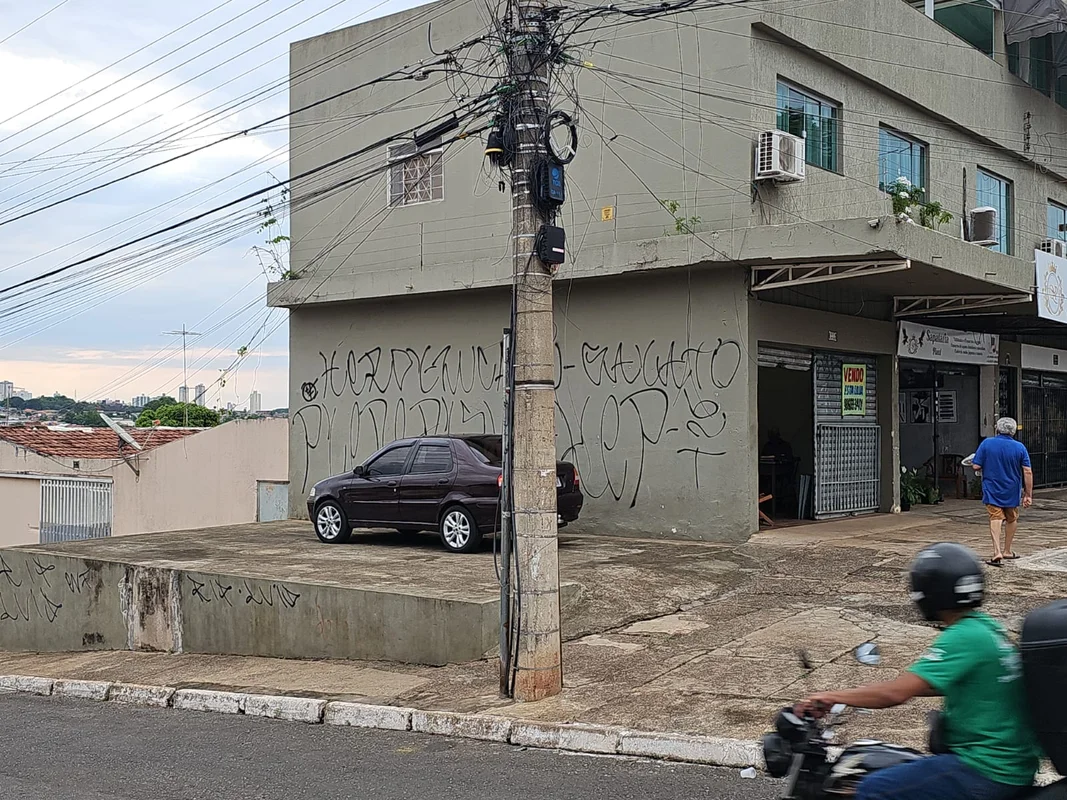 Loja à venda na Sambu Sul – Taguatinga SulExcelente loja comercial com 88m² de á...