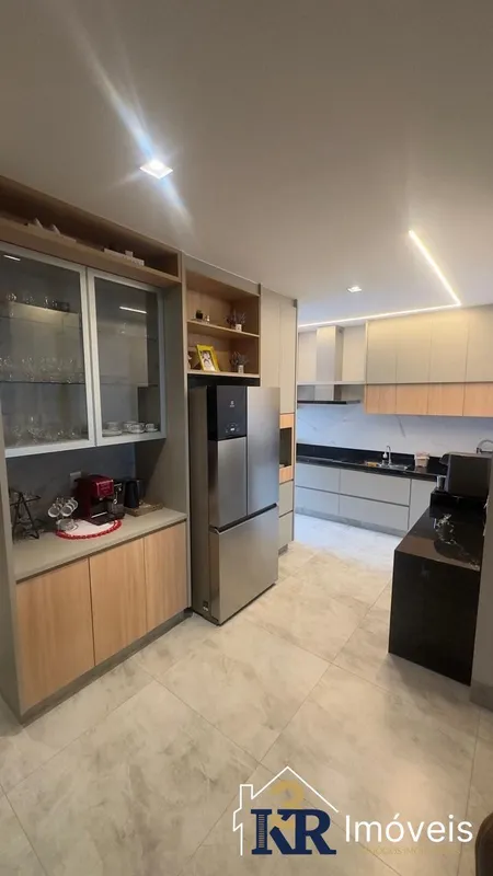 Casa de 3 quartos com 2 suítes a venda no Setor Goiânia 2O imóvel possui sala co...