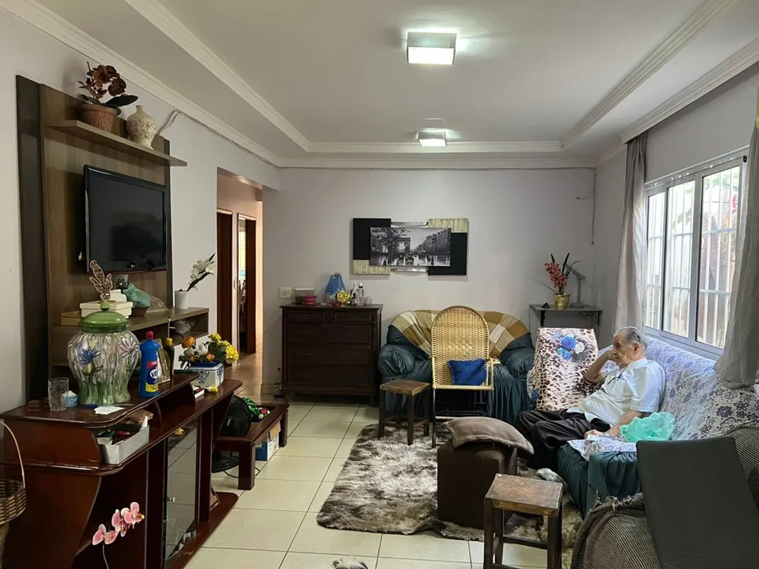 Valor de venda: R$ 1.295.000,00Lote de 200 m²Destaques do imóvel:3 quartos, todo...