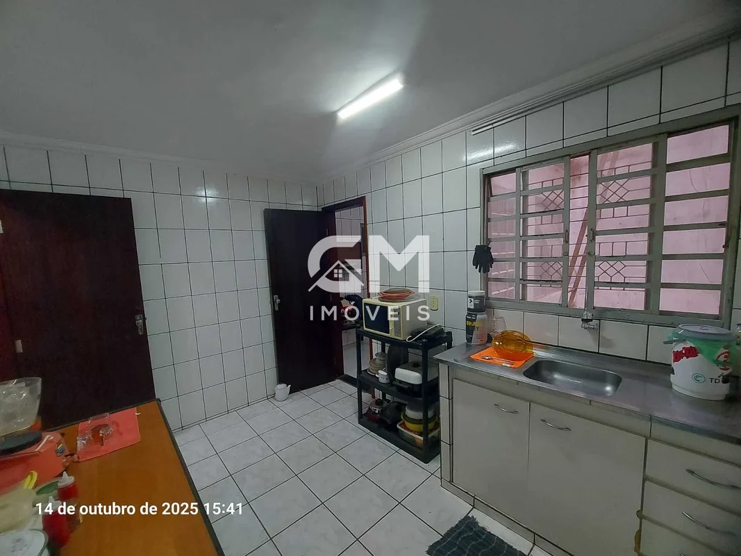 Área privativa: 55m²Edifício Piritiba;Sala de TV; Área de serviço ampla; Banheir...