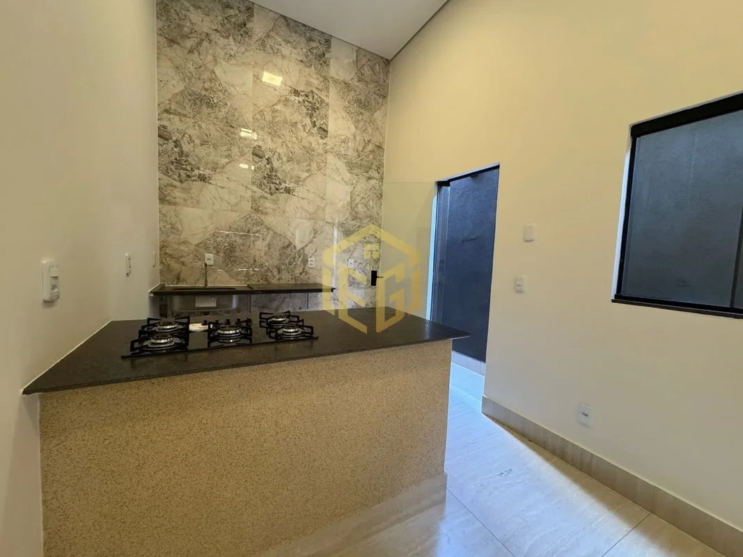 Imagine morar em uma casa de alto padrão em uma localização privilegiada de Sama...
