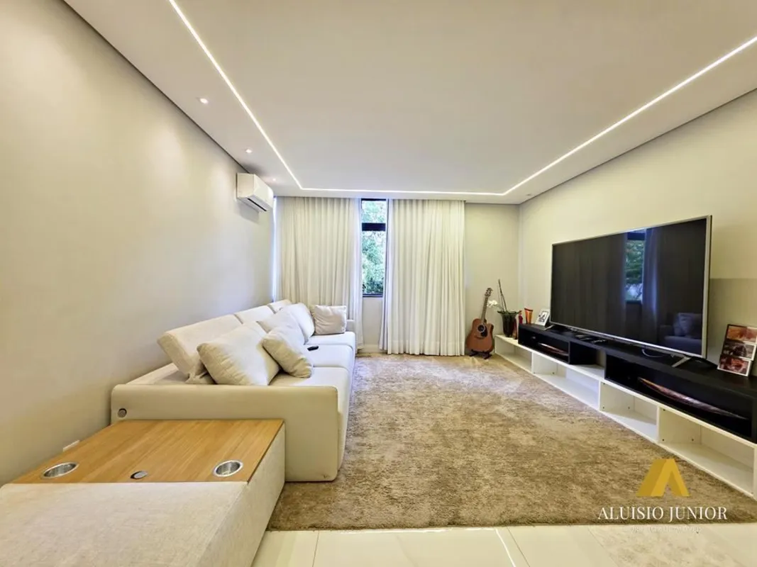 VILLA152351 - Última atualização: 06/07/26 23:31 SQS 206, BLOCO C, ASA SUL, BRAS...