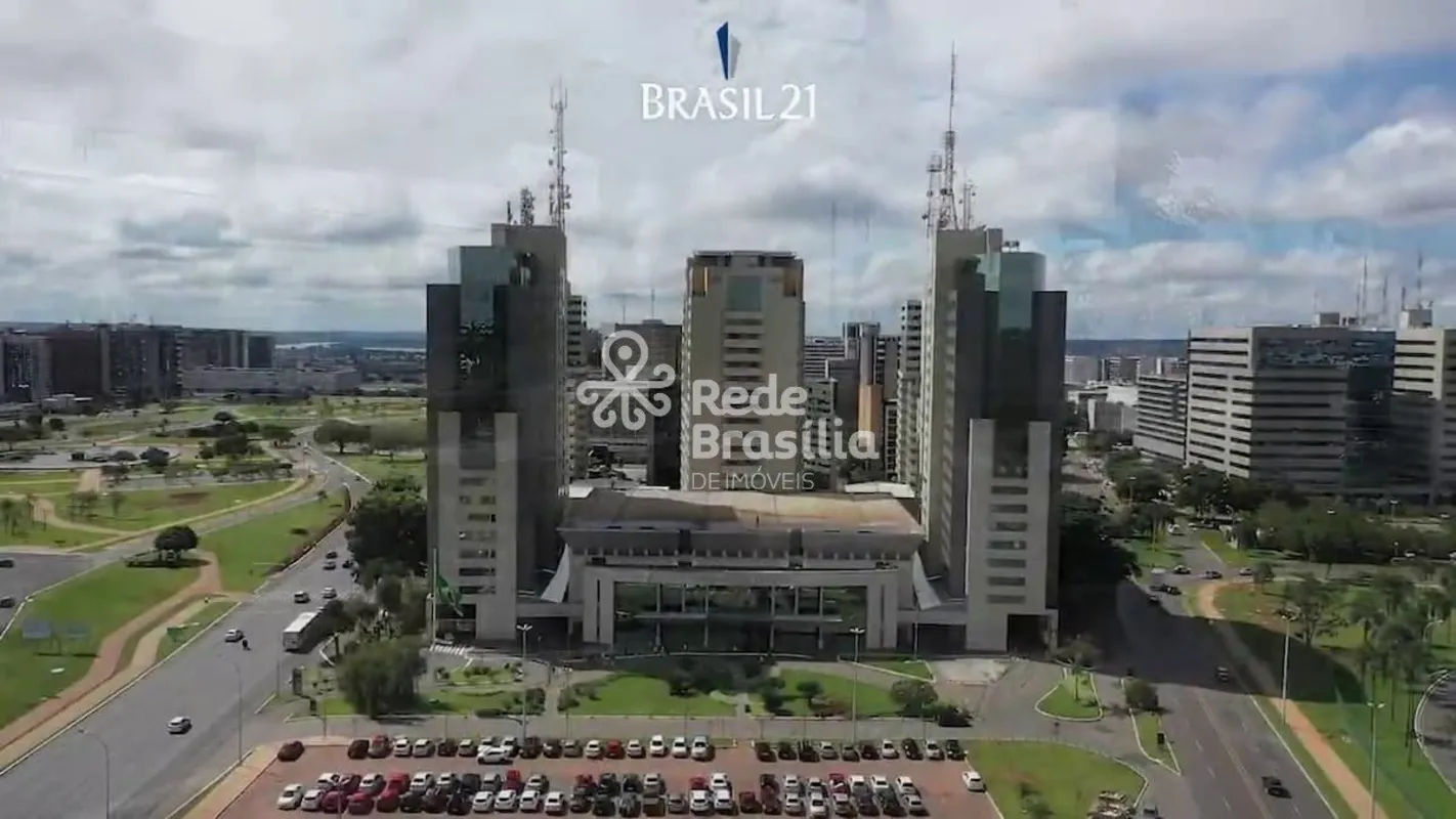 Oportunidade única de alugar uma sala comercial na Asa Sul, Brasília. Com uma ár...