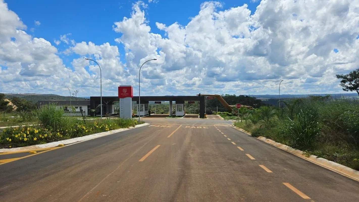 Área de 506m² no Condomínio Escarpas Eco Parque Além da natureza exuberante, voc...