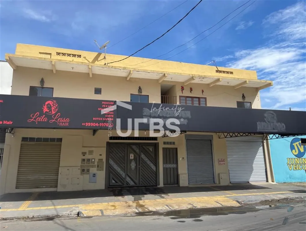 COD U-0028618 - Com uma área total de 480,00 m² e uma área privativa surpreenden...