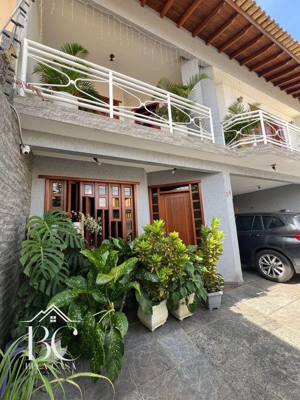 Casa à Venda – Guará II, QE 36, Conjunto D Imóvel espaçoso, moderno e completo!-...