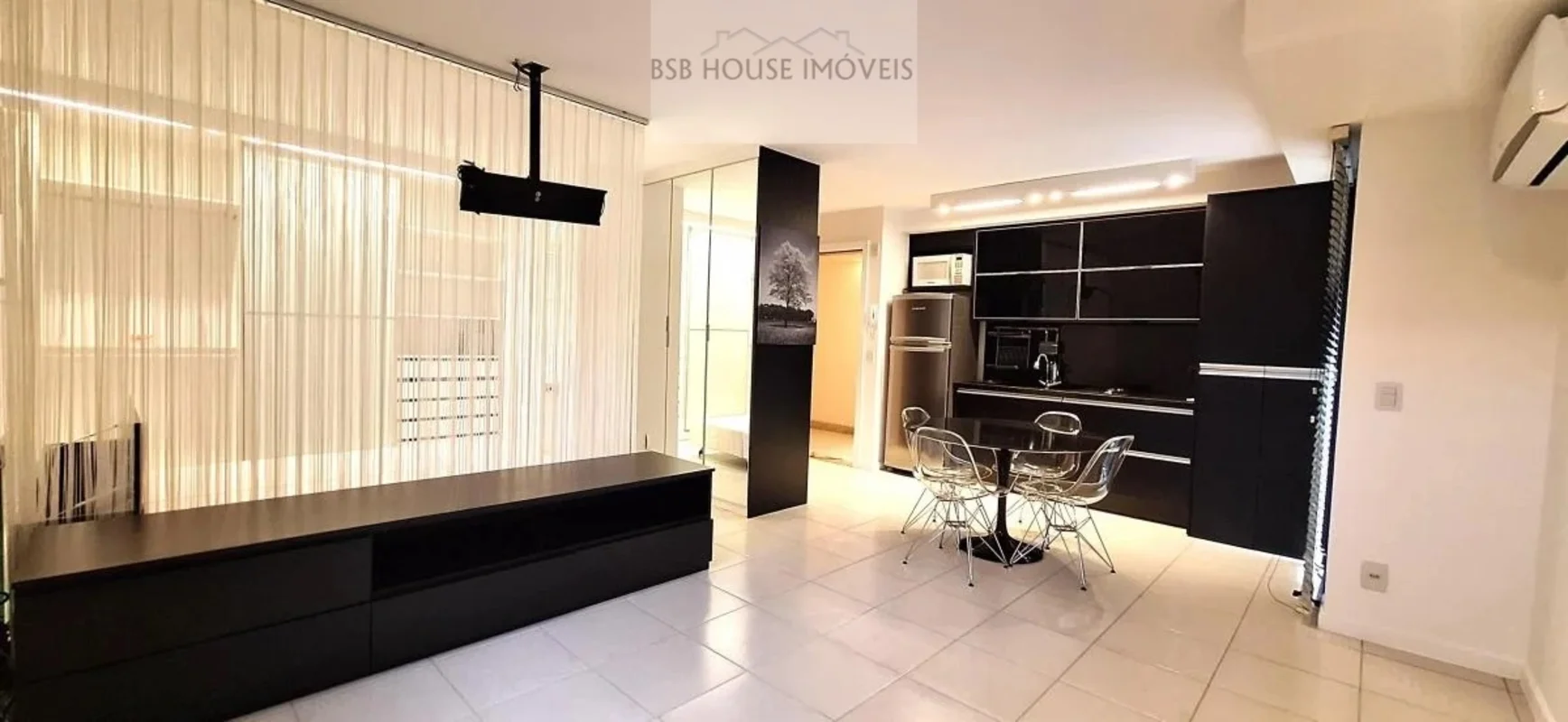 LINDO FLAT MOBILIADO NO LIFE RESORT!A BSB HOUSE IMÓVEIS VENDE COM EXCLUSIVIDADE:...