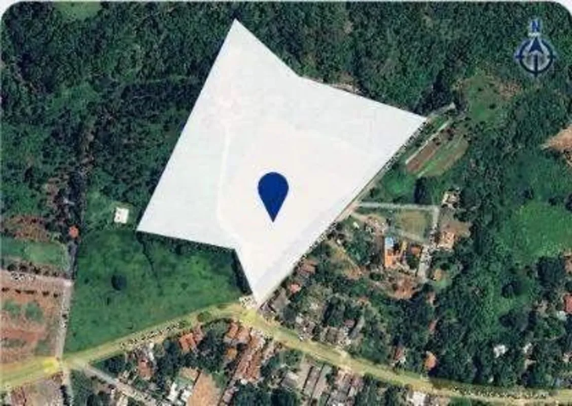 'Terreno com 59.700 m² à venda, junto a Av. Leste-Oeste ( Avenida Francisco Alve...
