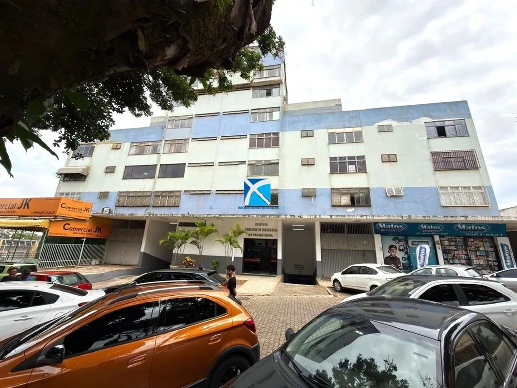 Imobiliária Brasília vende sala em Taguatinga Centro ao lado do posto de saude n...