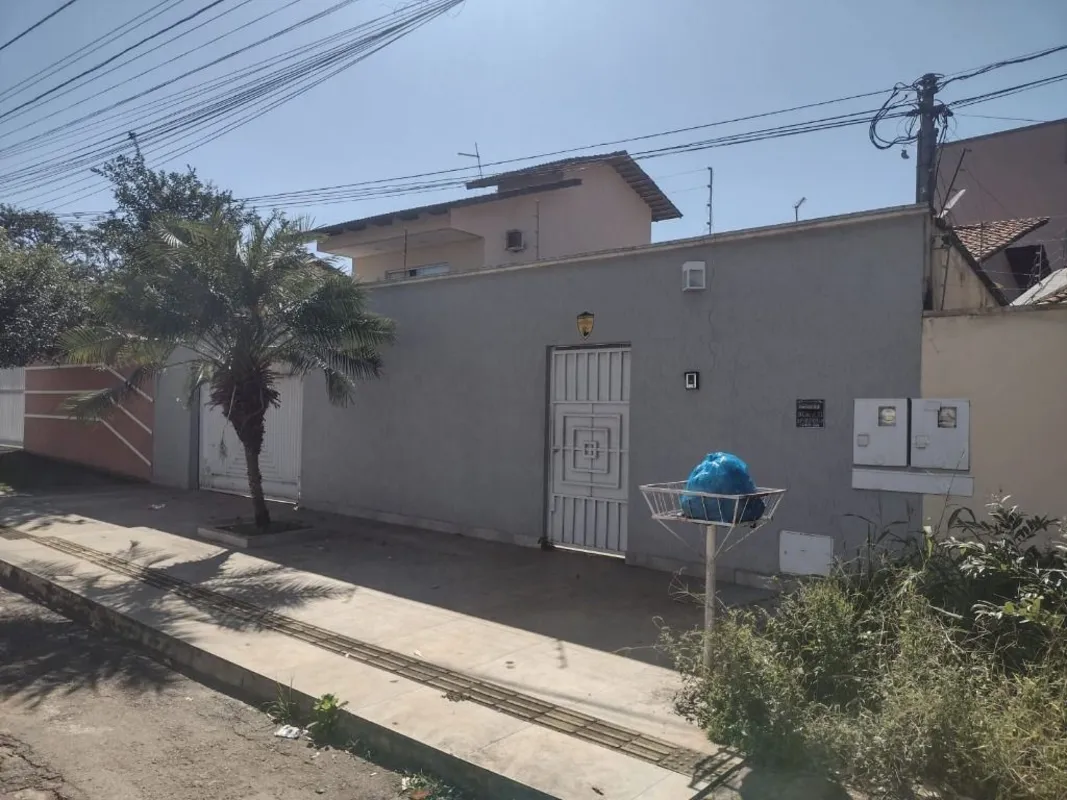 Casa de 155 mÂ² com 03 quartos Ã  venda, no Setor JaÃ³ - GoiÃ¢niaCasa com 03 qua...