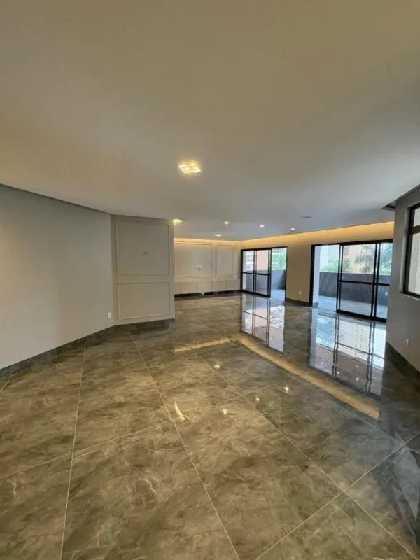 Apartamento a venda de 313mÂ², 04 quartos sendo 02 suÃ­tes, 03 vagas de garagem ...