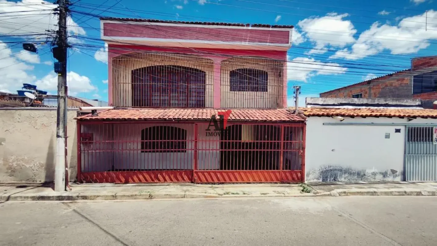 Você está procurando uma casa espaçosa, confortável e bem localizada? Então essa...