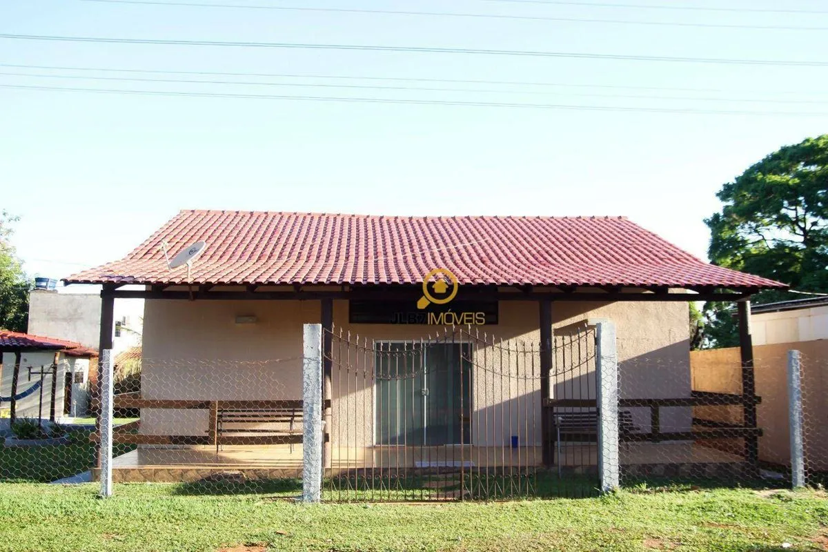 Casa à venda no Lago das Brisas Buriti Alegre (780 m² de terreno e 220 m² constr...